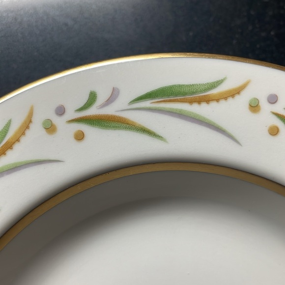 Soup or salad bowls.   Beautiful - Picture 4 of 4